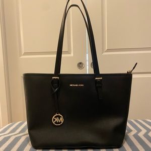Michael Kors Blacj Shoulder Bag